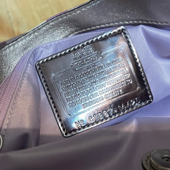 RARE COACH Poppy Like new Madison signature shoulder bag, purple, cream, gray - Picture 13 of 16